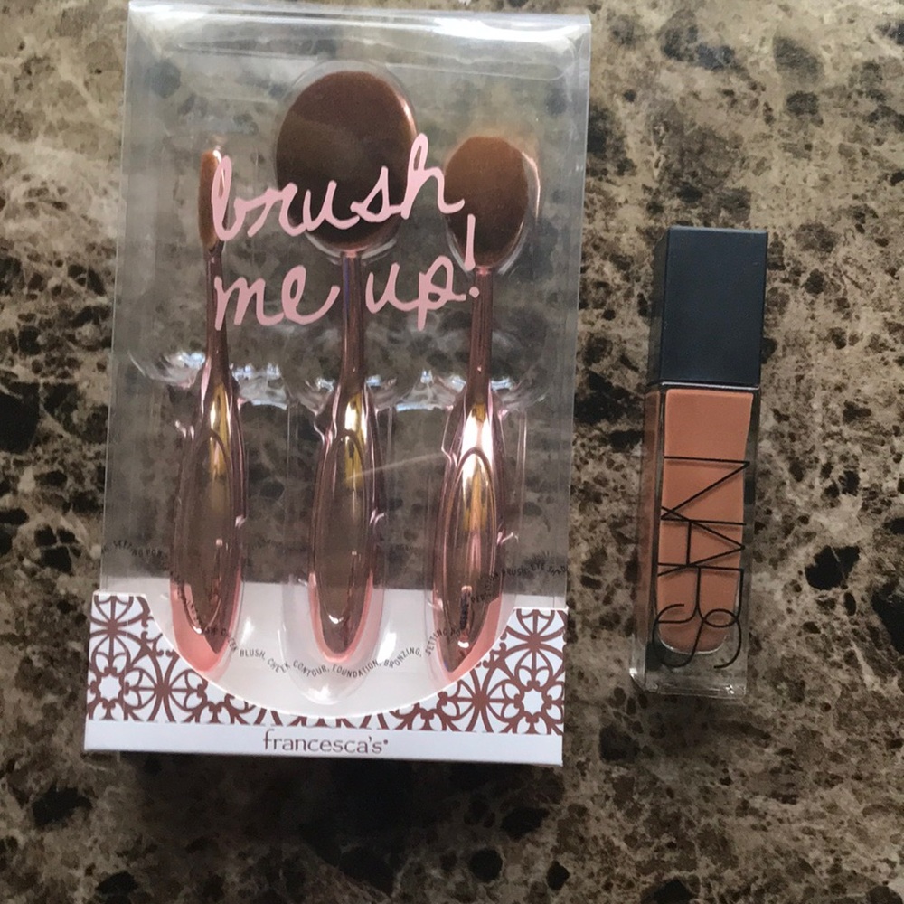 NEW Nars Natural Radiant Longwear Foundation 💕